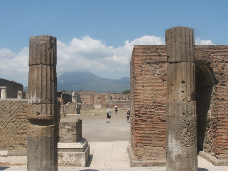 Foundations in Pompei